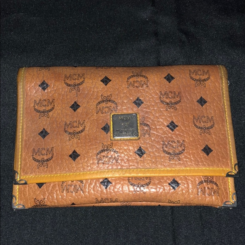 Vintage MCM Clutch